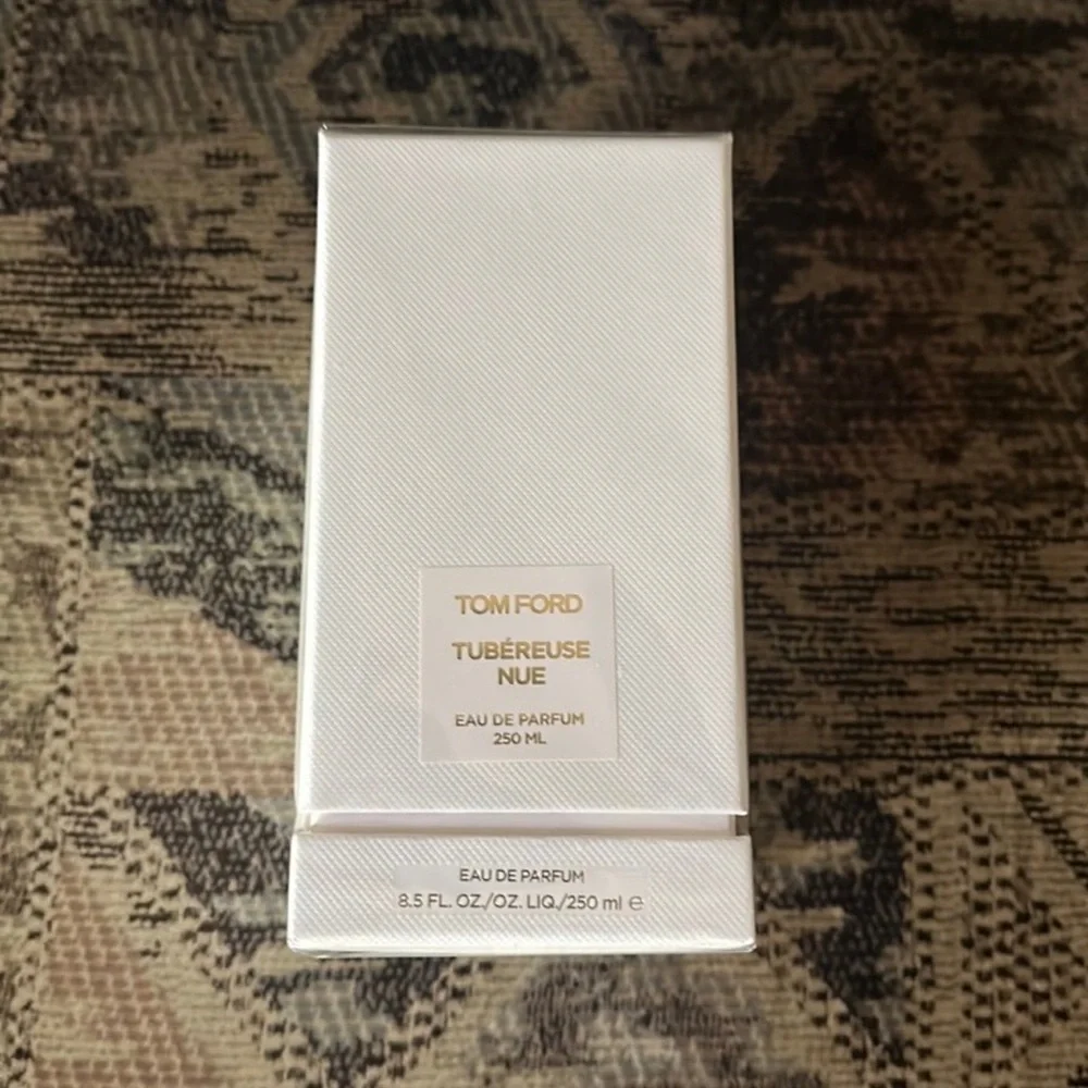 Tom Ford Tubéreuse Nue 250 ml. Eau de Parfum - Picture 2 of 5
